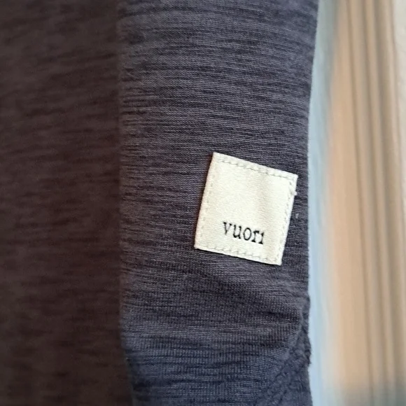 Vuori Athletic Tee 9/16 - Picture 2 of 6